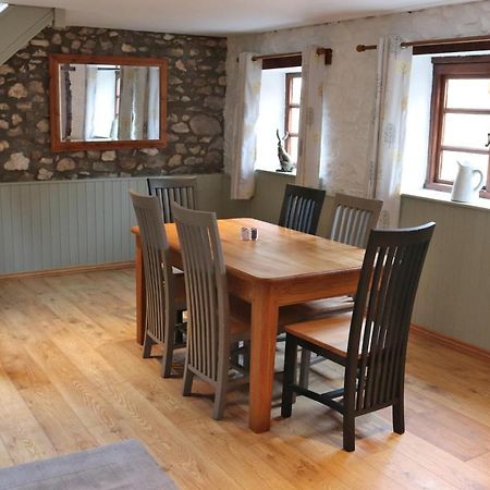 Pullman Cottage - The Culm Valley Inn Culmstock Екстер'єр фото